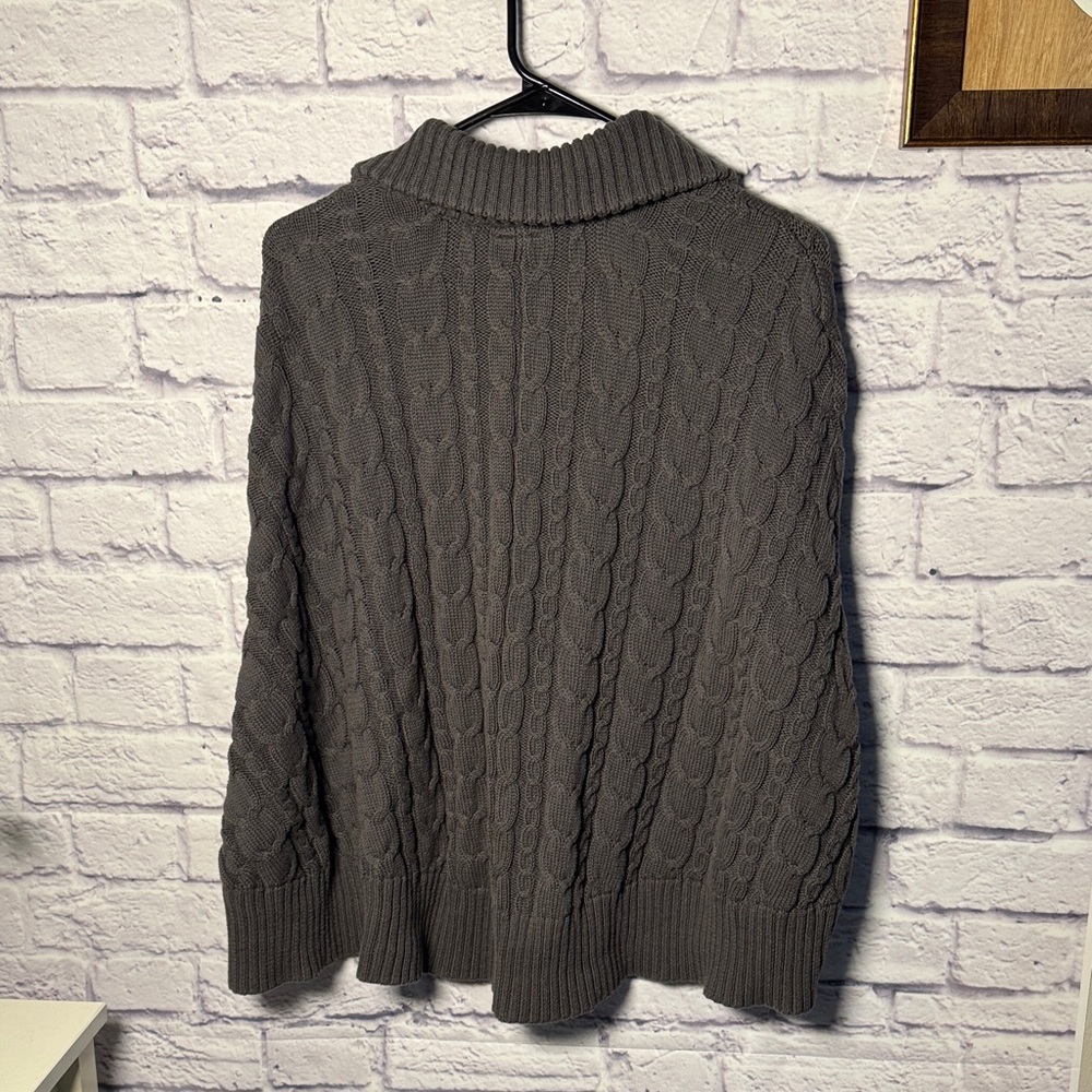 Gray Cable Knit Shawl - image 4